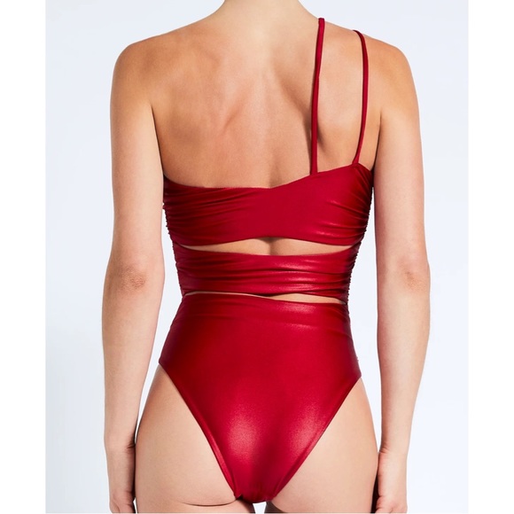 NWT|Devon Winsdor Waverly one-piece Swimsuit 🩱 in Ruby|Women’s Size_XS
12 - Picture 5 of 8